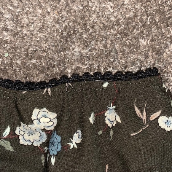 Vintage floral mid length skirt - Picture 2 of 2